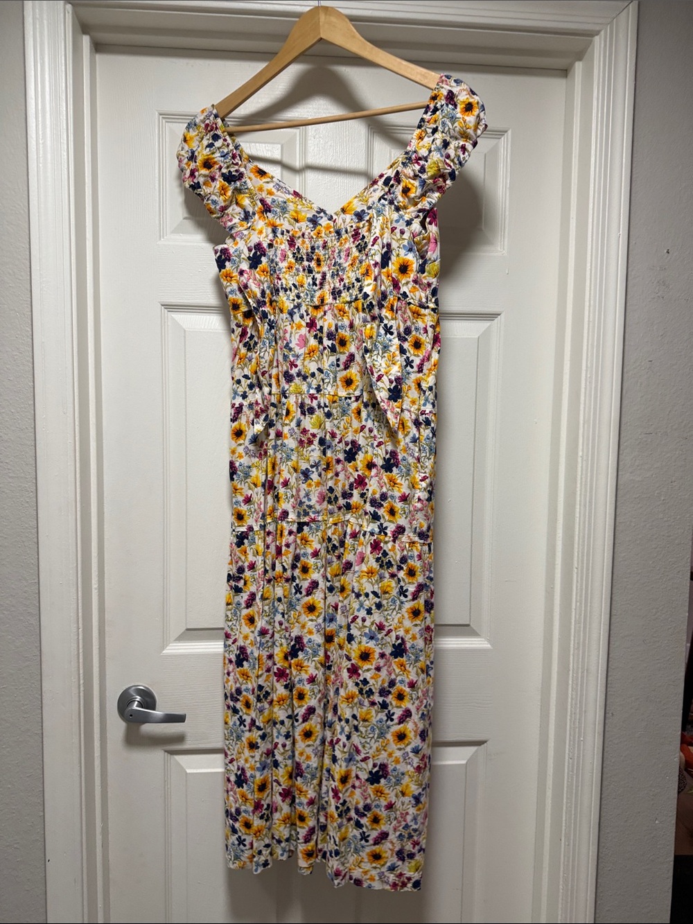 Women’s Old Navy Floral Tiered Sundress - Yellow Pink Purple | Size M - Picture 5 of 6